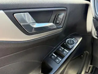Ford Escape Híbrido 2021 SE 4 puertas SUV
