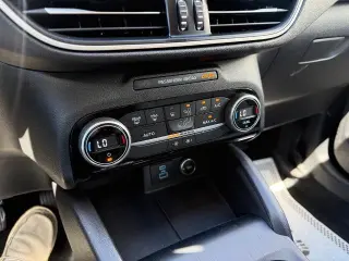 Ford Escape Híbrido 2021 SE 4 puertas SUV