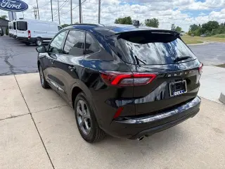 Ford Escape 2023 ST-Line 4 puertas SUV