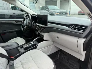 Ford Escape Híbrido 2023 AWD Activo 4 puertas SUV
