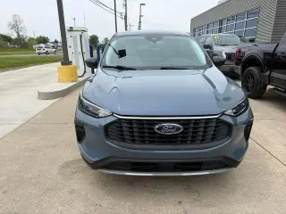 Ford Escape Híbrido 2023 AWD Activo 4 puertas SUV