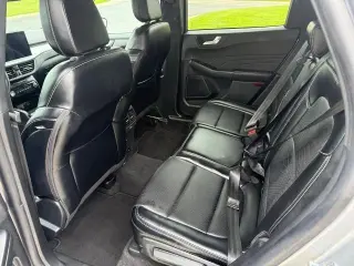 Ford Escape 2024 AWD Platinum 4 puertas SUV
