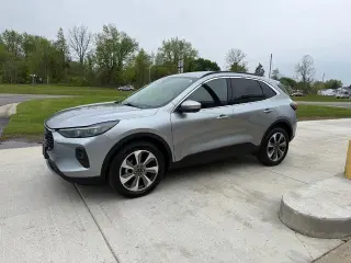 Ford Escape 2024 AWD Platinum 4 puertas SUV