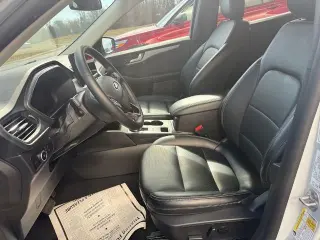 Ford Escape 2025 AWD Platinum 4 puertas SUV