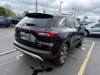 Ford Escape 2024 AWD Platinum 4 puertas SUV