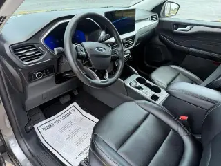 Ford Escape 2025 AWD Platinum 4 puertas SUV