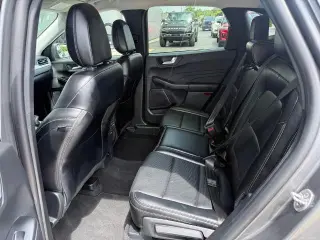 Ford Escape 2025 AWD Platinum 4 puertas SUV