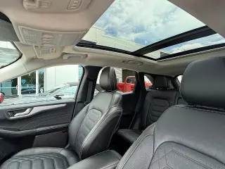 Ford Escape Híbrido 2023 AWD Platinum 4 puertas SUV