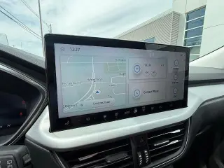 Ford Escape Híbrido 2023 AWD Platinum 4 puertas SUV
