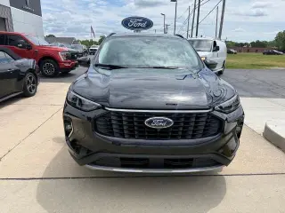 Ford Escape Híbrido 2023 AWD Platinum 4 puertas SUV
