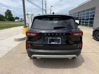 Ford Escape Híbrido 2023 AWD Platinum 4 puertas SUV
