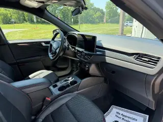 Ford Escape Híbrido 2024 AWD ST-Line Elite 4 puertas SUV