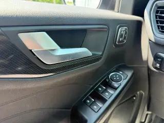 Ford Escape Híbrido 2024 AWD ST-Line Elite 4 puertas SUV