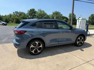 Ford Escape Híbrido 2024 AWD ST-Line Elite 4 puertas SUV