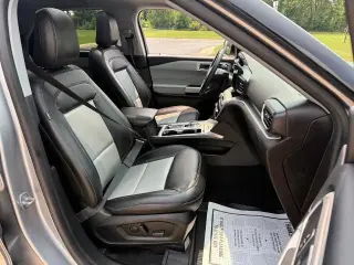 Ford Explorer 2024 AWD XLT 4 puertas SUV