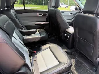 Ford Explorer 2024 AWD XLT 4 puertas SUV