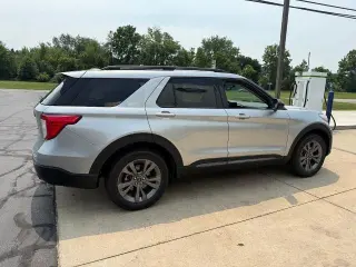 Ford Explorer 2024 AWD XLT 4 puertas SUV