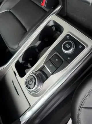 Ford Explorer 2024 AWD XLT 4 puertas SUV