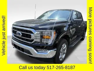 Ford F-150 2022 4x4 XLT 4 puertas SuperCrew 5.5 pies. Caja corta