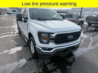 Ford F-150 2023 4x4 XLT 4 puertas SuperCrew 5.5 pies SB