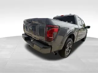 Ford F-150 2024 4x4 STX 4 puertas SuperCrew 5.5 pies. Caja corta