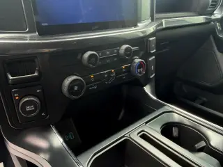 Ford F-150 2024 4x4 STX 4 puertas SuperCrew 5.5 pies. Caja corta