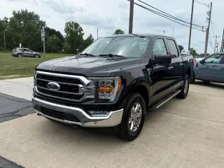 Ford F-150 2023 4x4 XLT 4 puertas SuperCrew 6.5 pies SB
