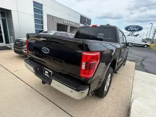 Ford F-150 2023 4x4 XLT 4 puertas SuperCrew 6.5 pies SB