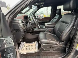 Ford F-150 2023 4x4 Lariat 4 puertas SuperCrew 5.5 pies. Caja corta