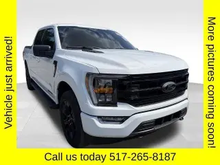Ford F-150 2023 4x4 XLT 4 puertas SuperCrew 6.5 pies. SB