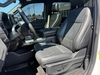 Ford F-150 2023 4x4 XLT 4 puertas SuperCrew 6.5 pies. SB
