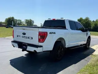 Ford F-150 2023 4x4 XLT 4 puertas SuperCrew 6.5 pies. SB
