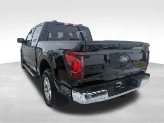 Ford F-150 2025 4x4 XLT 4 puertas SuperCrew 6.5 pies. SB
