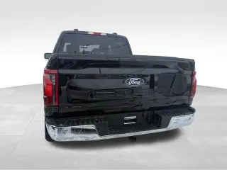 Ford F-150 2025 4x4 XLT 4 puertas SuperCrew 6.5 pies. SB
