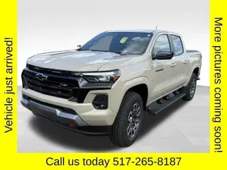Chevrolet Colorado 2024 4x4 Z71 4 puertas Cabina Crew 5 pies. SB