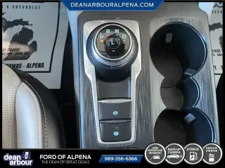 Ford Escape Híbrido 2023 AWD Platinum 4 puertas SUV