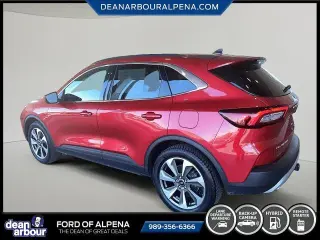 Ford Escape Híbrido 2023 AWD Platinum 4 puertas SUV