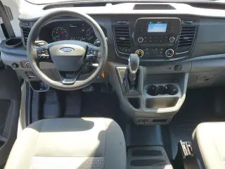 Ford Transit 2024 AWD 250 3 puertas LWB Techo Medio Furgón de Carga