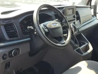 Ford Transit 2024 AWD 250 3 puertas LWB Techo Medio Furgón de Carga