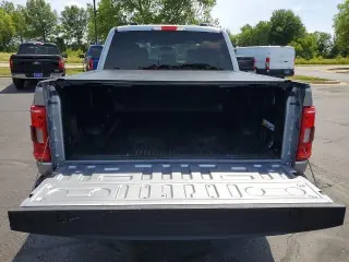 Ford F-150 2023 4x4 XLT 4 puertas SuperCrew 5.5 pies SB