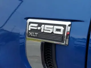 Ford F-150 2023 4x4 XLT 4 puertas SuperCrew 5.5 pies. SB