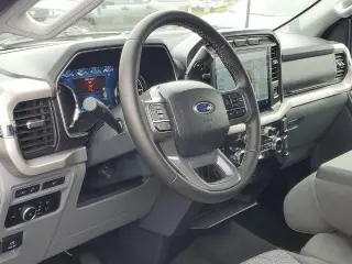 Ford F-150 2023 4x4 XLT 4 puertas SuperCrew 5.5 pies. SB