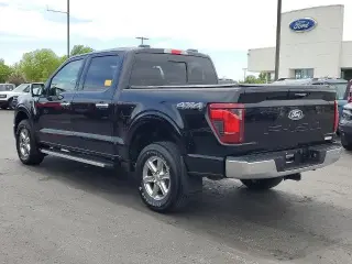 Ford F-150 2024 4x4 XLT 4 puertas SuperCrew 5.5 pies. SB