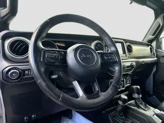 Jeep Wrangler Unlimited 2018 4x4 Sport 4 puertas SUV (lanzamiento a mitad de año)
