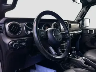 Jeep Wrangler Unlimited 2018 4x4 Sport 4 puertas SUV (lanzamiento a mitad de año)