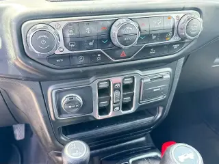 Jeep Wrangler Unlimited 2022 4x4 Sport 4 puertas SUV