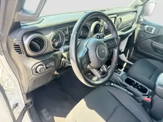 Jeep Wrangler Unlimited 2022 4x4 Sport 4 puertas SUV