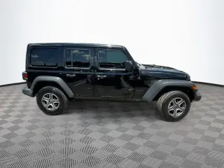 Jeep Wrangler Unlimited 2022 4x4 Sport 4 puertas SUV