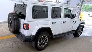 Jeep Wrangler 2023 4x4 Sahara 4 puertas SUV