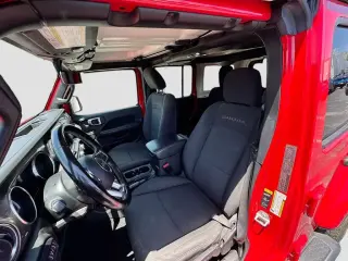Jeep Wrangler Unlimited 2022 4x4 Sahara Altitude 4 puertas SUV